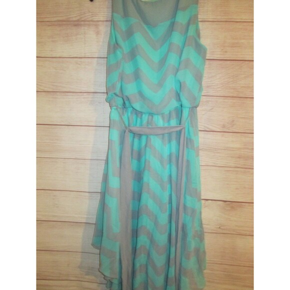 As You Wish Hi-Low Dress Size Medium  Multicolor Lined Chevron Sleeveless Belted - Picture 4 of 5